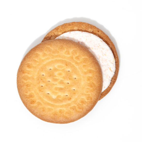 Crown Sando Strawberry Pieces