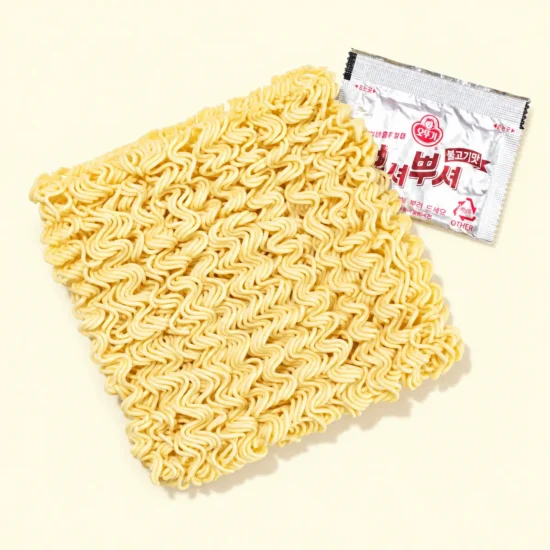 Beef-Flavored Dry Noodle Snack Pieces